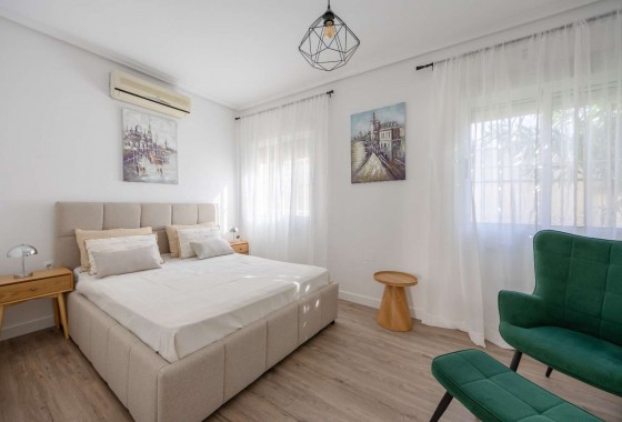 Revente - Villa - Orihuela Costa - Villamartín-Las Filipinas