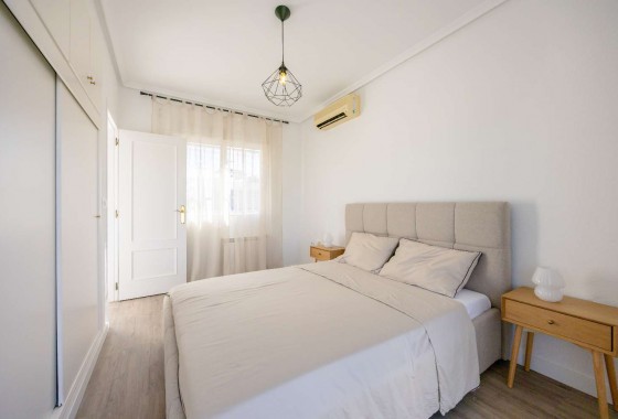 Revente - Villa - Orihuela Costa - Villamartín-Las Filipinas