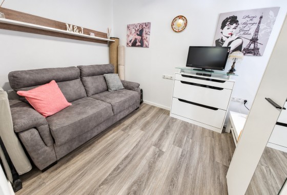 Resale - Apartment - Vistabella Golf
