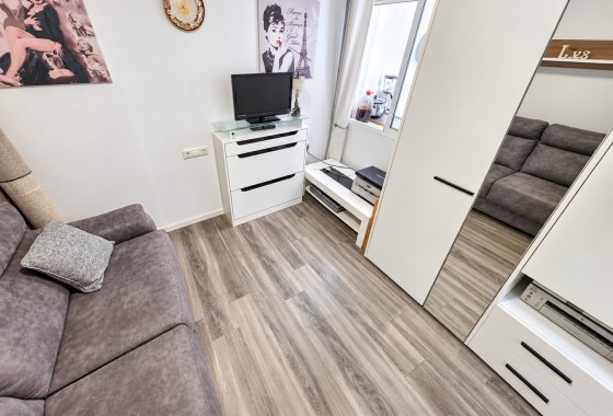 Resale - Apartment - Vistabella Golf
