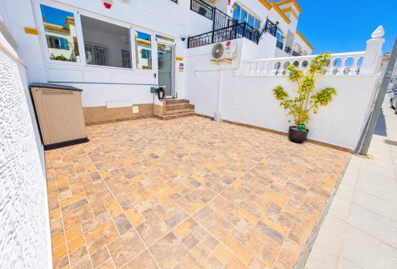 Resale - Apartment - Vistabella Golf