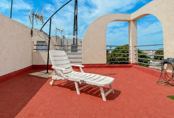 Revente - Maison mitoyenne - Torrevieja - La Siesta - El Salado -  Torreta