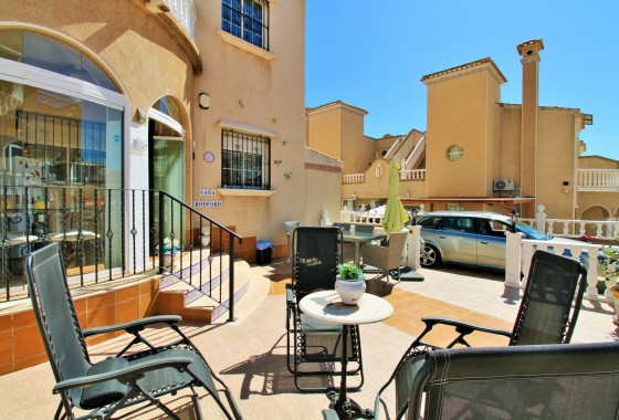 Resale - Townhouse - Villamartin