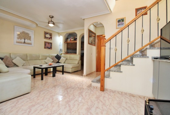 Resale - Townhouse - Villamartin
