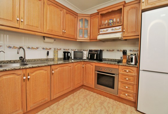 Resale - Townhouse - Villamartin