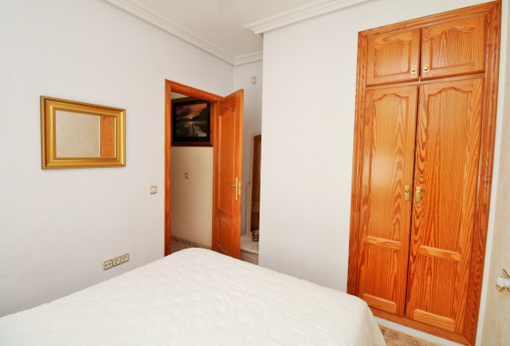 Resale - Townhouse - Villamartin
