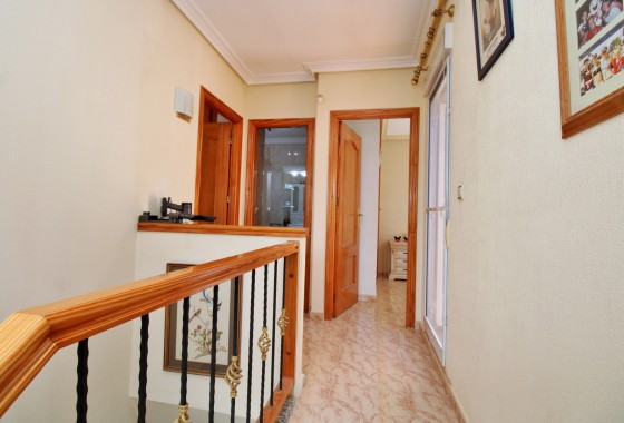 Resale - Townhouse - Villamartin