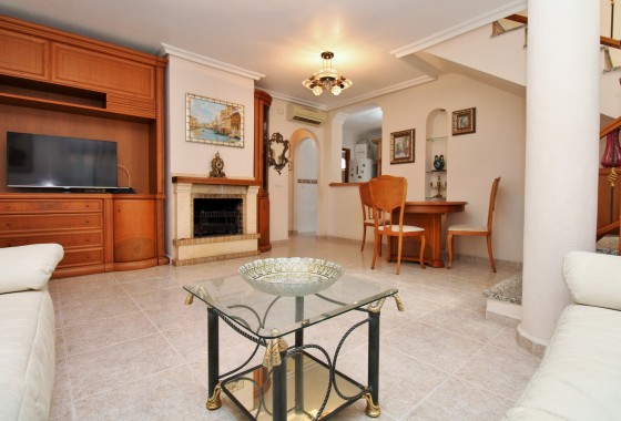 Resale - Detached Villa - Villamartin