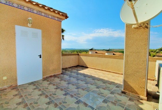 Resale - Detached Villa - Villamartin