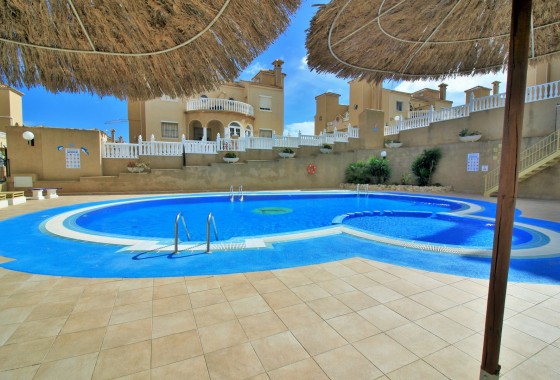 Resale - Detached Villa - Villamartin