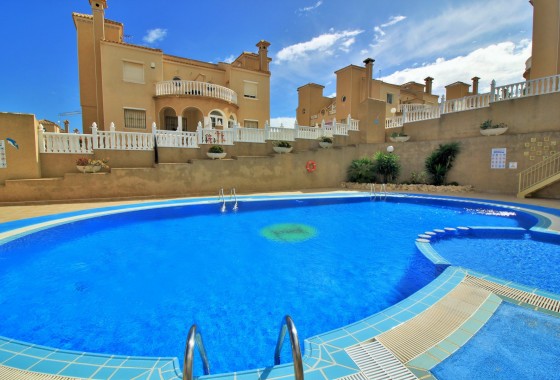 Resale - Detached Villa - Villamartin