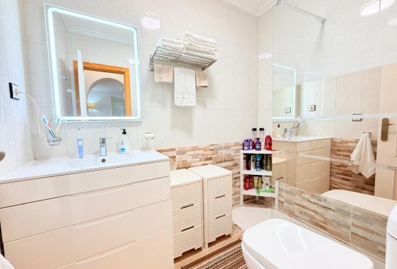 Resale - Apartment - Los Montesinos - La herrada