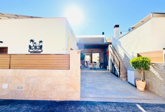 Resale - Townhouse - Los Montesinos - La Herada