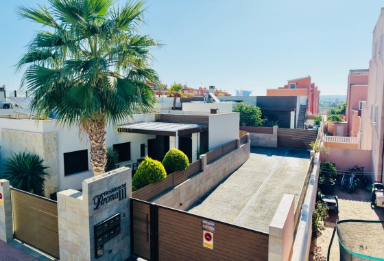 Resale - Townhouse - Los Montesinos - La Herada