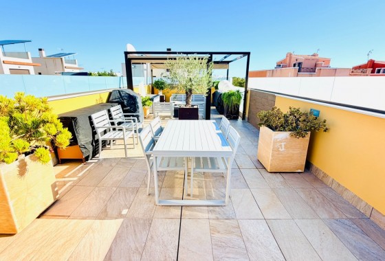 Resale - Townhouse - Los Montesinos - La Herada