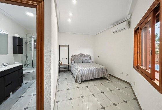 Segunda Mano - Chalet - Orihuela Costa - Campoamor
