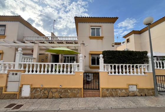 Segunda Mano - Adosado - Villamartin - PAU 8