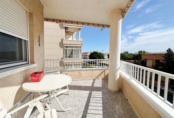 Segunda Mano - Apartment / Duplex - Torrevieja