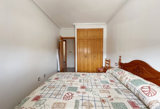 Segunda Mano - Apartment / Duplex - Torrevieja