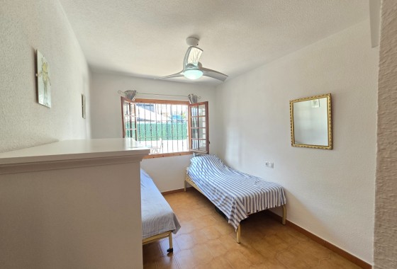 Segunda Mano - Townhouse * - Villamartin * - Los Dolses *