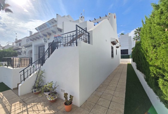 Segunda Mano - Townhouse * - Villamartin * - Los Dolses *