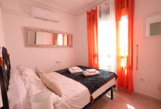 Resale - Apartment - Orihuela Costa - Villamartín-Las Filipinas