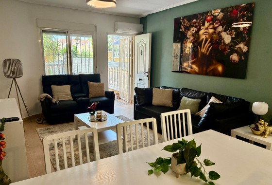 Revente - Appartement - Villamartin - La Andaluza