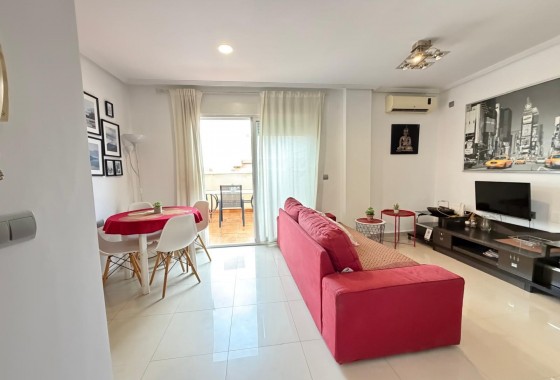 Resale - Apartment - Torrevieja - Centro
