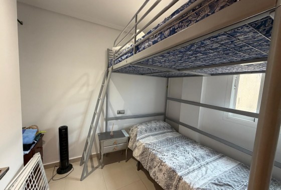 Resale - Apartment - Torrevieja - Centro