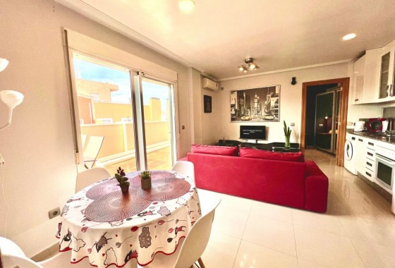 Resale - Apartment - Torrevieja - Centro