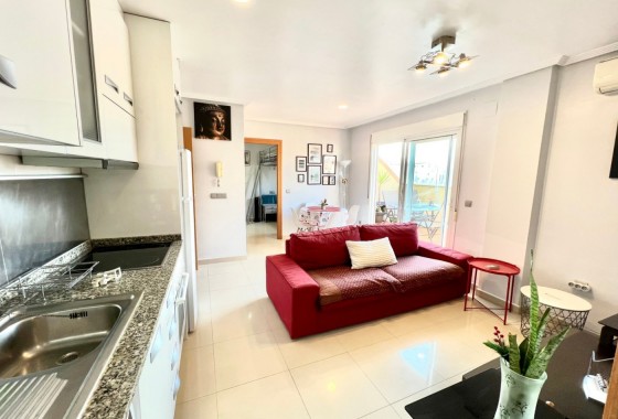 Resale - Apartment - Torrevieja - Centro