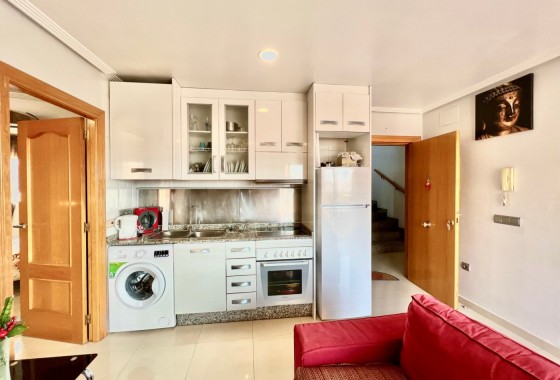 Resale - Apartment - Torrevieja - Centro