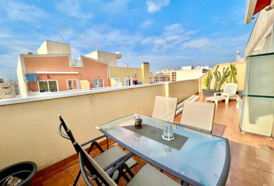 Resale - Apartment - Torrevieja - Centro