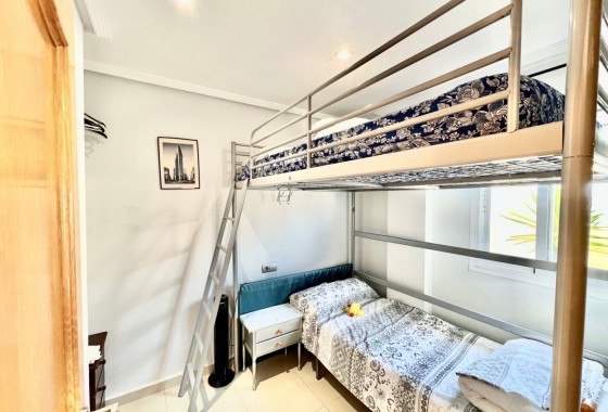 Resale - Apartment - Torrevieja - Centro