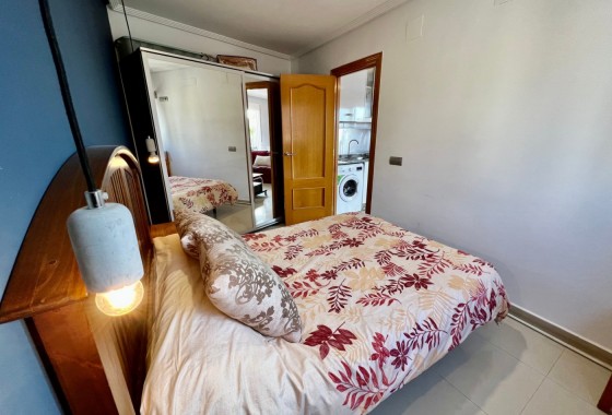 Resale - Apartment - Torrevieja - Centro