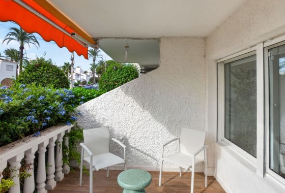 Resale - Apartment - Orihuela Costa - Villamartín