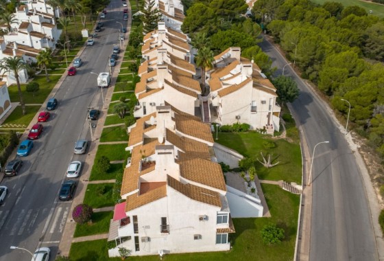 Resale - Apartment - Orihuela Costa - Villamartín
