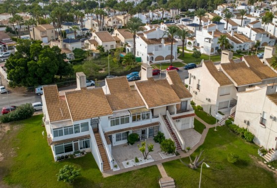 Resale - Apartment - Orihuela Costa - Villamartín