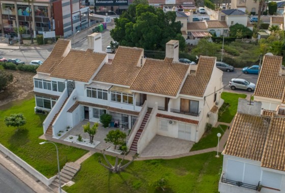 Resale - Apartment - Orihuela Costa - Villamartín