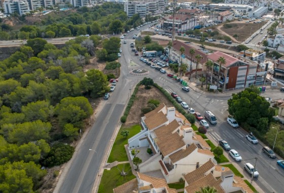 Resale - Apartment - Orihuela Costa - Villamartín
