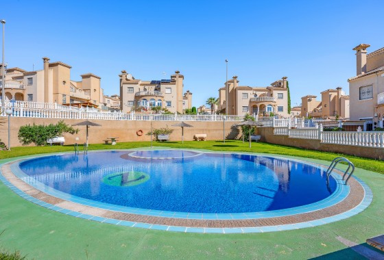 Revente - Maison mitoyenne - Villamartin - Costa Blanca