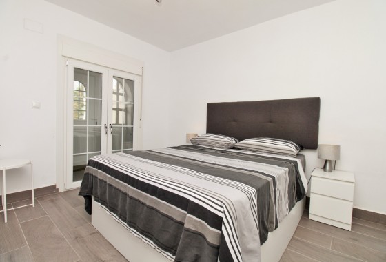 Resale - Townhouse - Villamartin