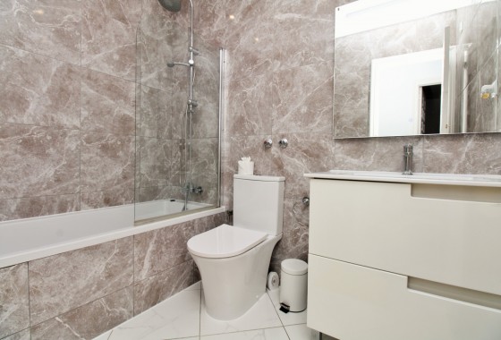 Resale - Townhouse - Villamartin