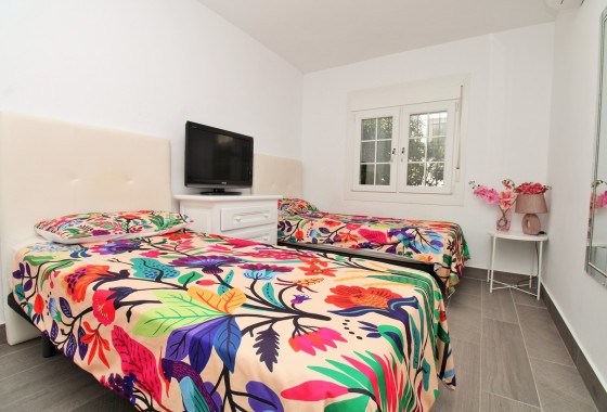 Resale - Townhouse - Villamartin