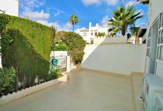 Resale - Townhouse - Villamartin