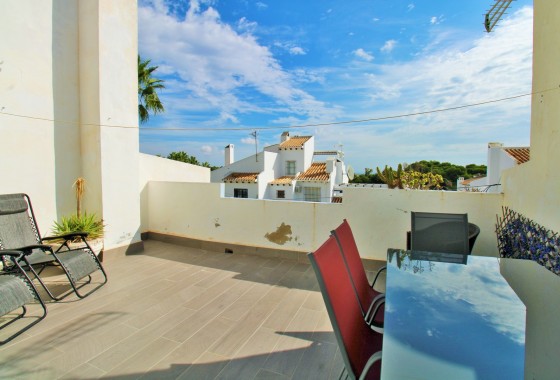 Resale - Townhouse - Villamartin