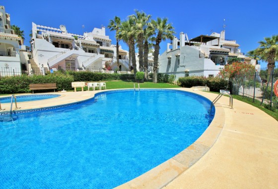 Resale - Townhouse - Villamartin