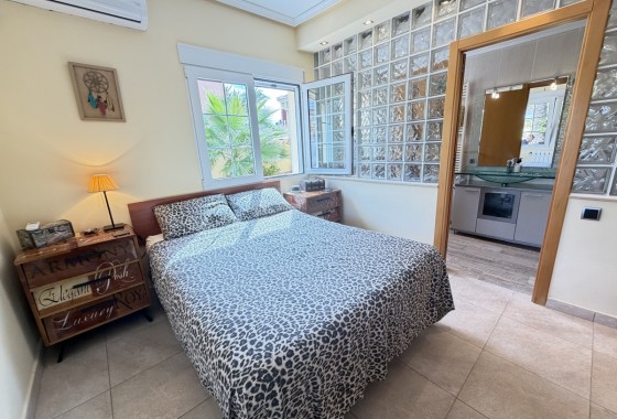 Revente - Villa - Orihuela Costa - Cabo Roig