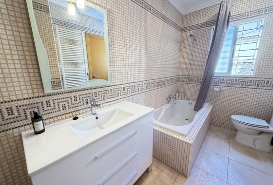 Revente - Villa - Orihuela Costa - Cabo Roig