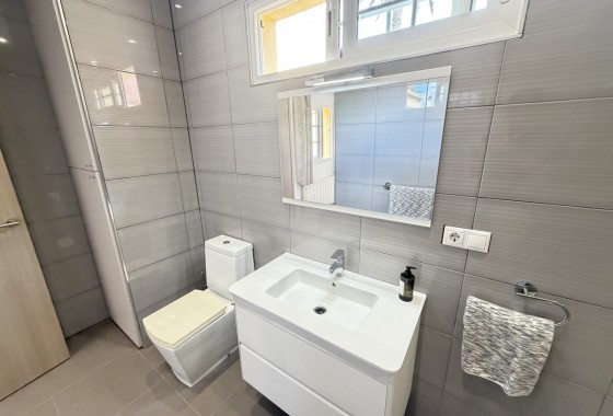Revente - Villa - Orihuela Costa - Cabo Roig
